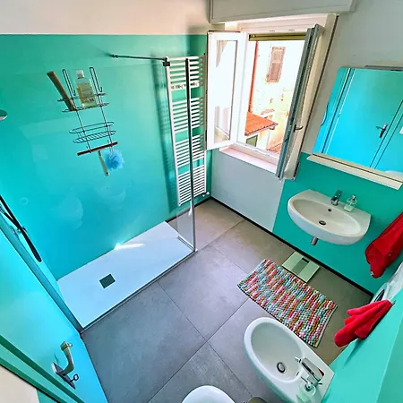 Casa Beppino A Castelletto Дом отдыха Бренцоне-суль-Гарда