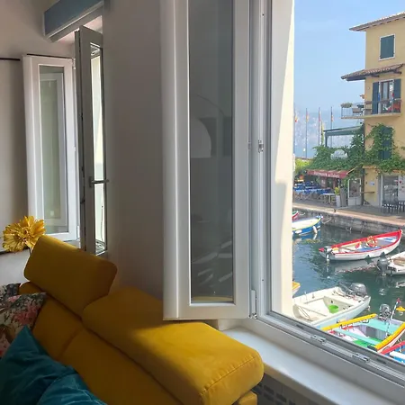 Дом отдыха Casa Beppino A Castelletto Бренцоне-суль-Гарда