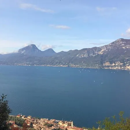 Holiday home Casa Beppino A Castelletto Brenzone sul Garda
