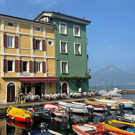 Casa Beppino A Castelletto 別荘 ブレンゾーネ